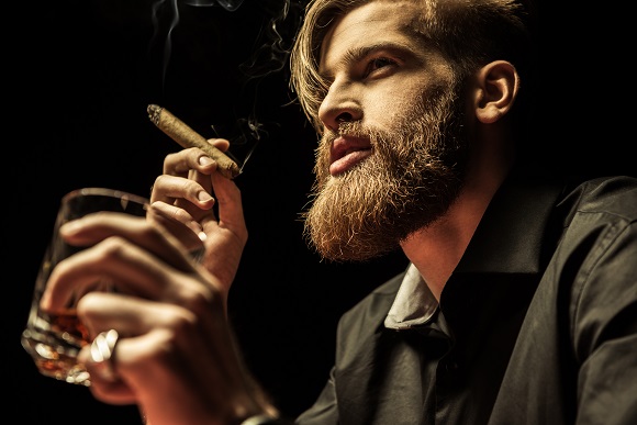 Dangers of cigar smoke